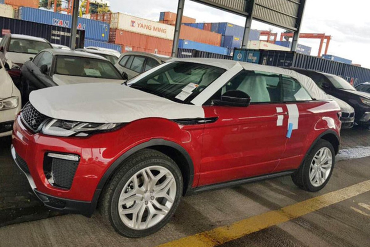 Chi tiet mui tran Range Rover Evoque tien ty tai Sai Gon-Hinh-2